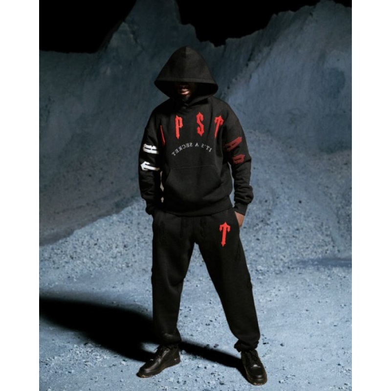 Black / Red Men's Trapstar Irongate Arch Chenille 2.0 Tracksuit Australia | RM46-571