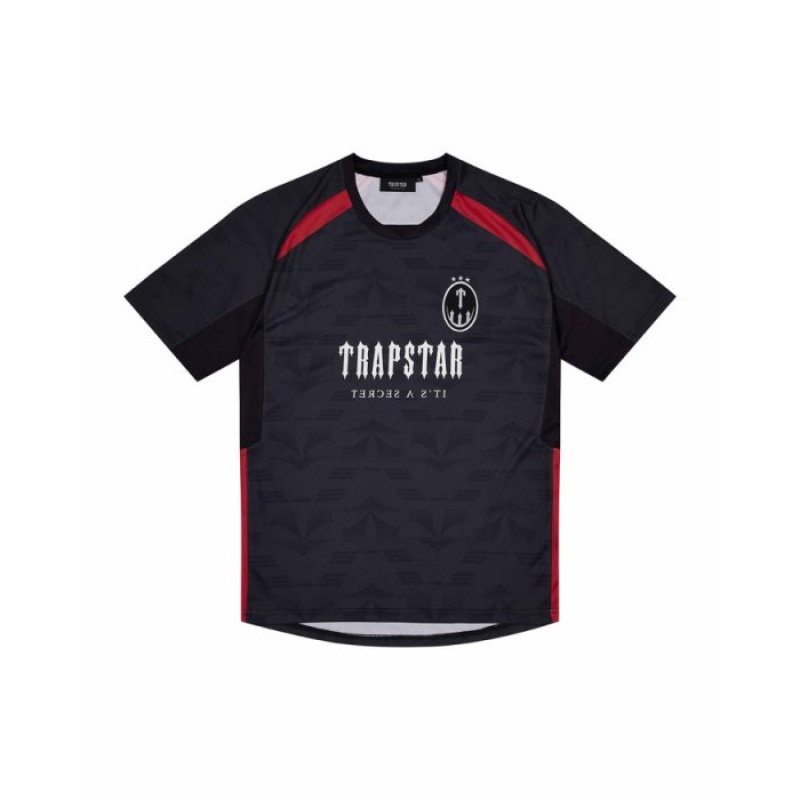 Black / Red Men\'s Trapstar Irongate Football Jersey T Shirts Australia | EA21-027